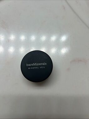 Bare Minerals Mineral Veil. New in Box. Never Used. Setting powder.
